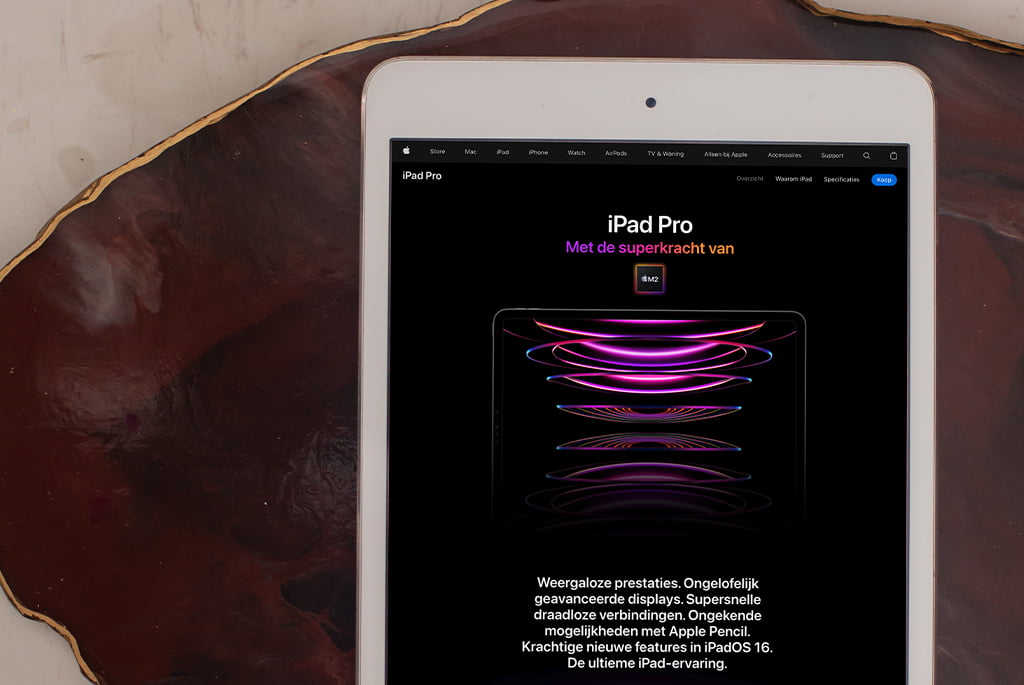 Dark mode ft. Neon
